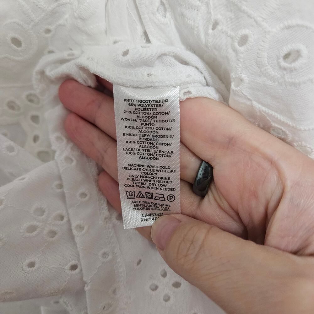 LOFT Eyelet V-Neck White Blouse Ruffle Tank Top Flutter Sleeve Size Small - Picture 4 of 5